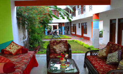 hotel-harmony-in-panna