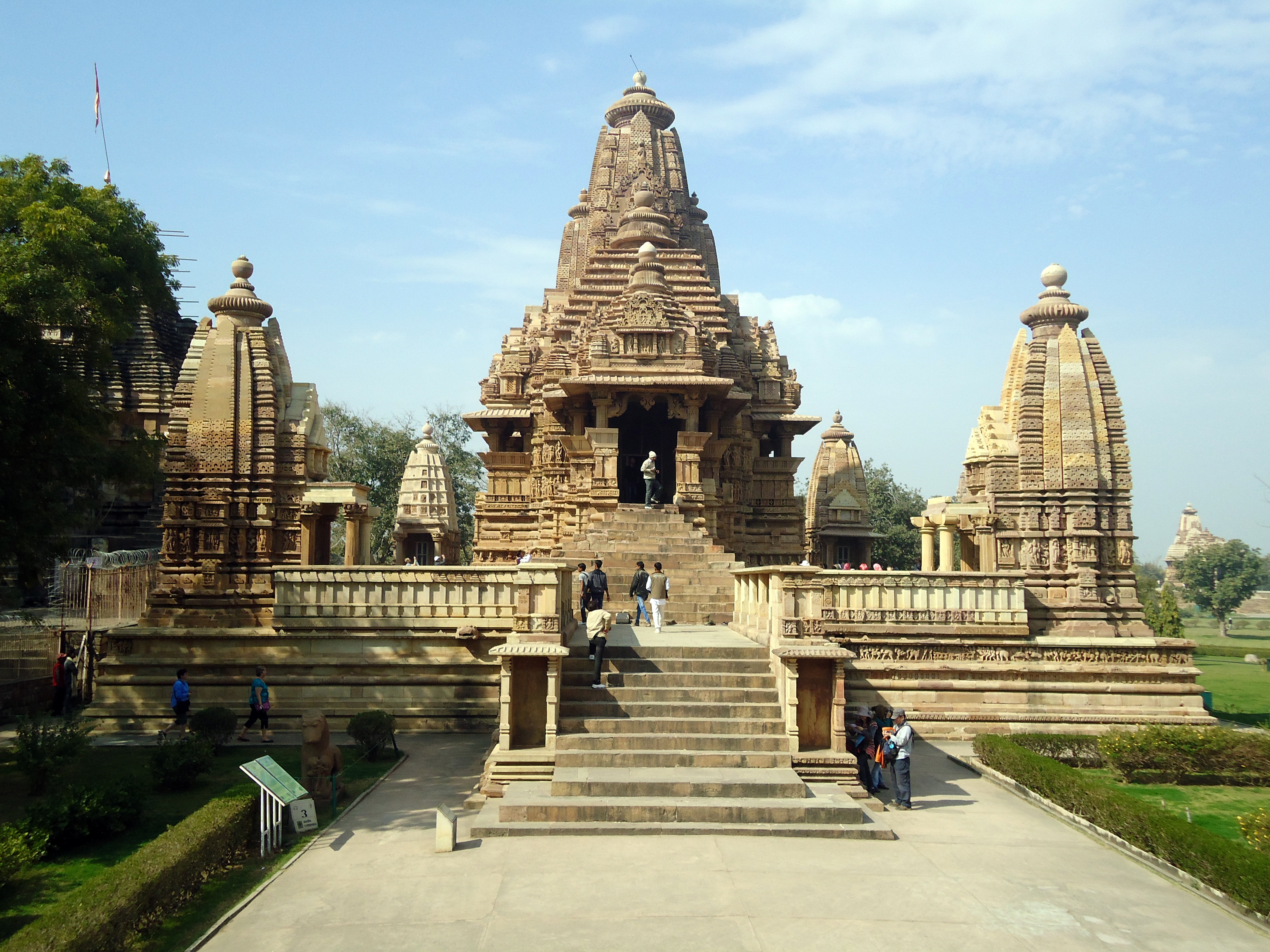 khajuraho-in-madhya-pradesh